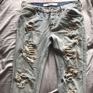 Brandy Melville distressed jeans!